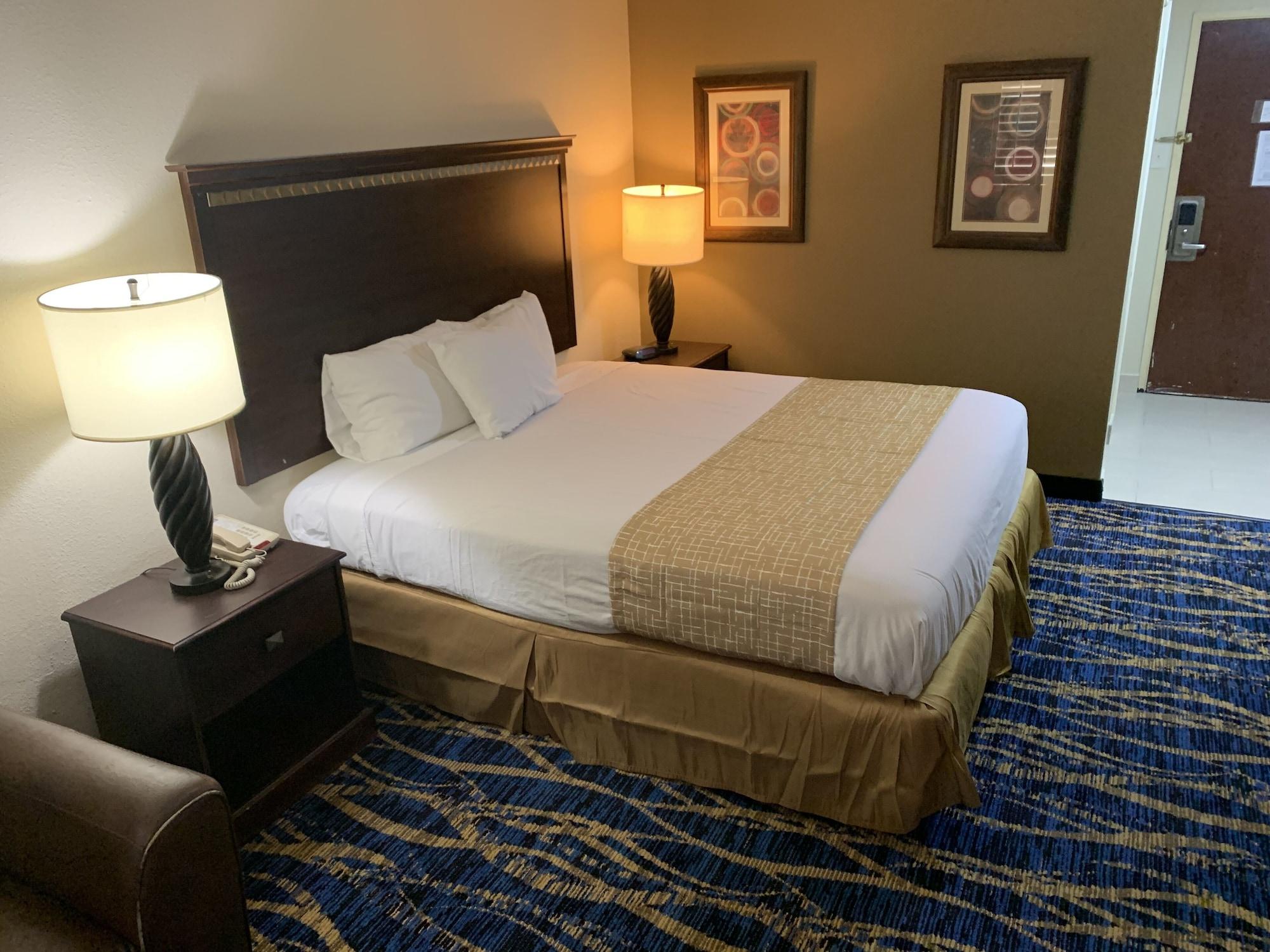 Travelodge By Wyndham Odessa Bagian luar foto