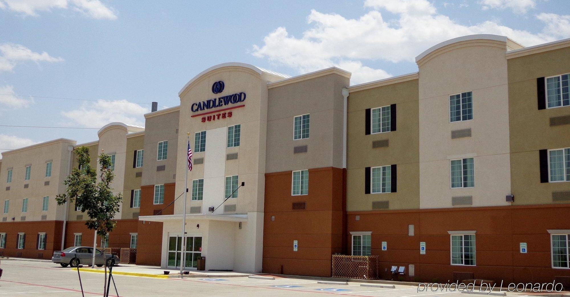 Travelodge By Wyndham Odessa Bagian luar foto